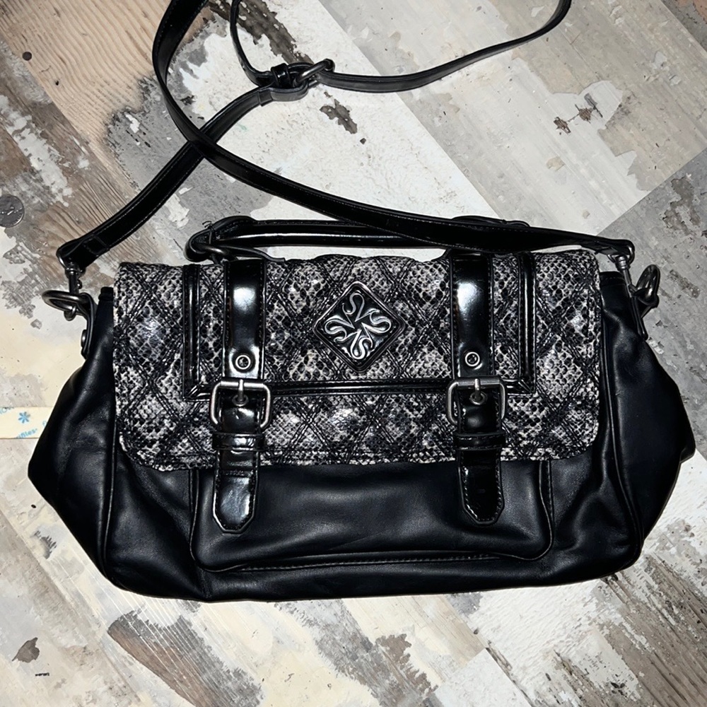 Simply Vera Wang purse snakeskin
